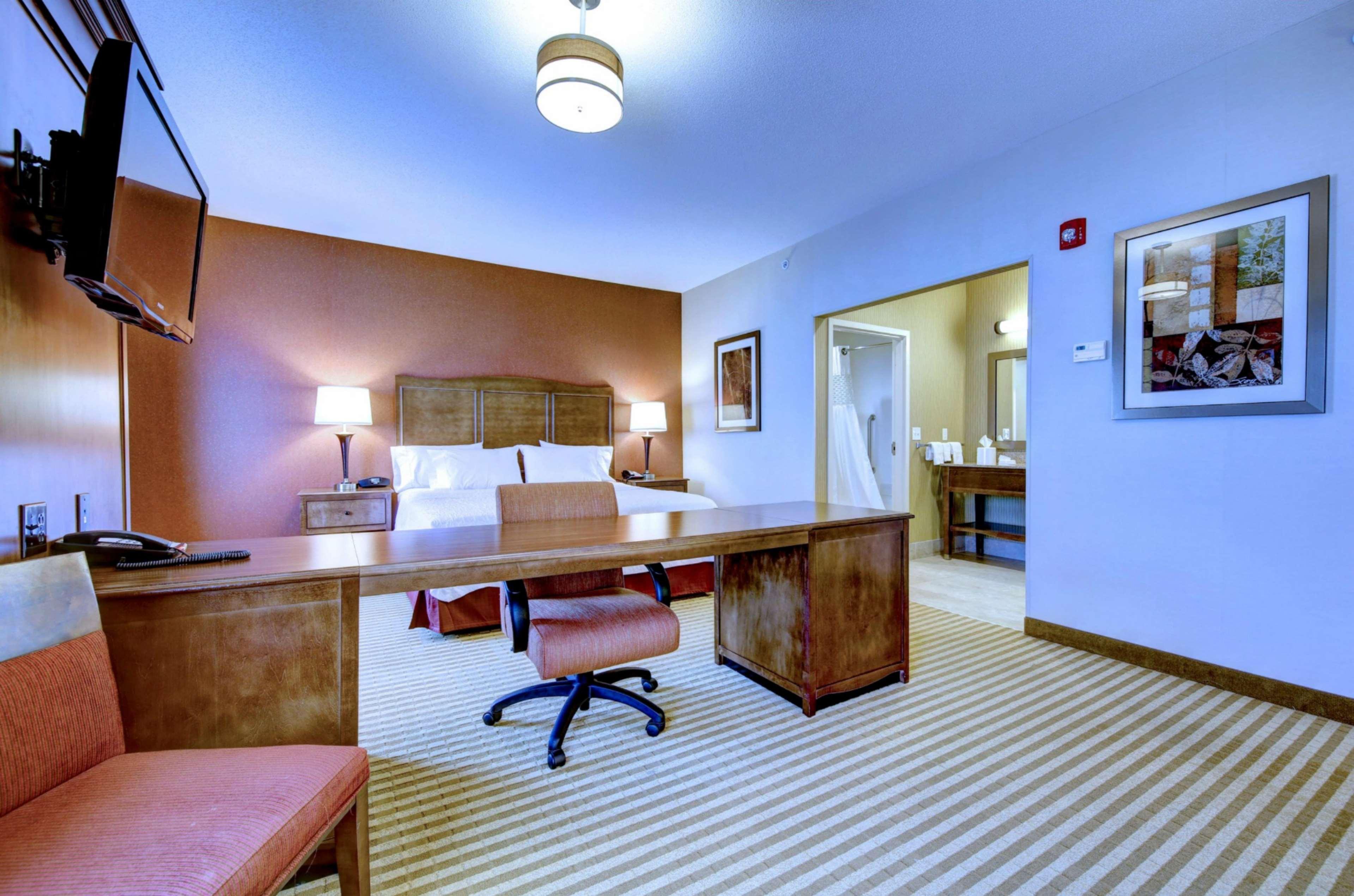 Hampton Inn & Suites Harrisburg Extérieur photo