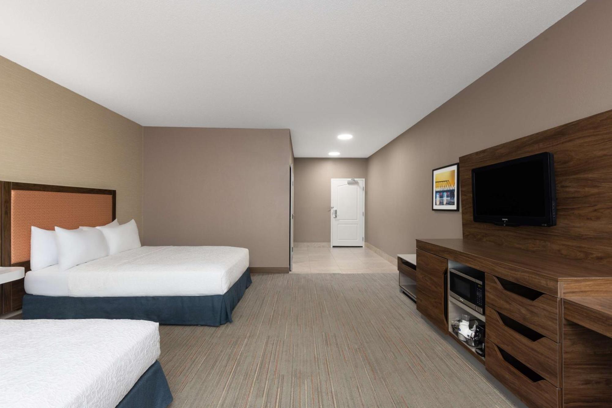 Hampton Inn & Suites Harrisburg Extérieur photo