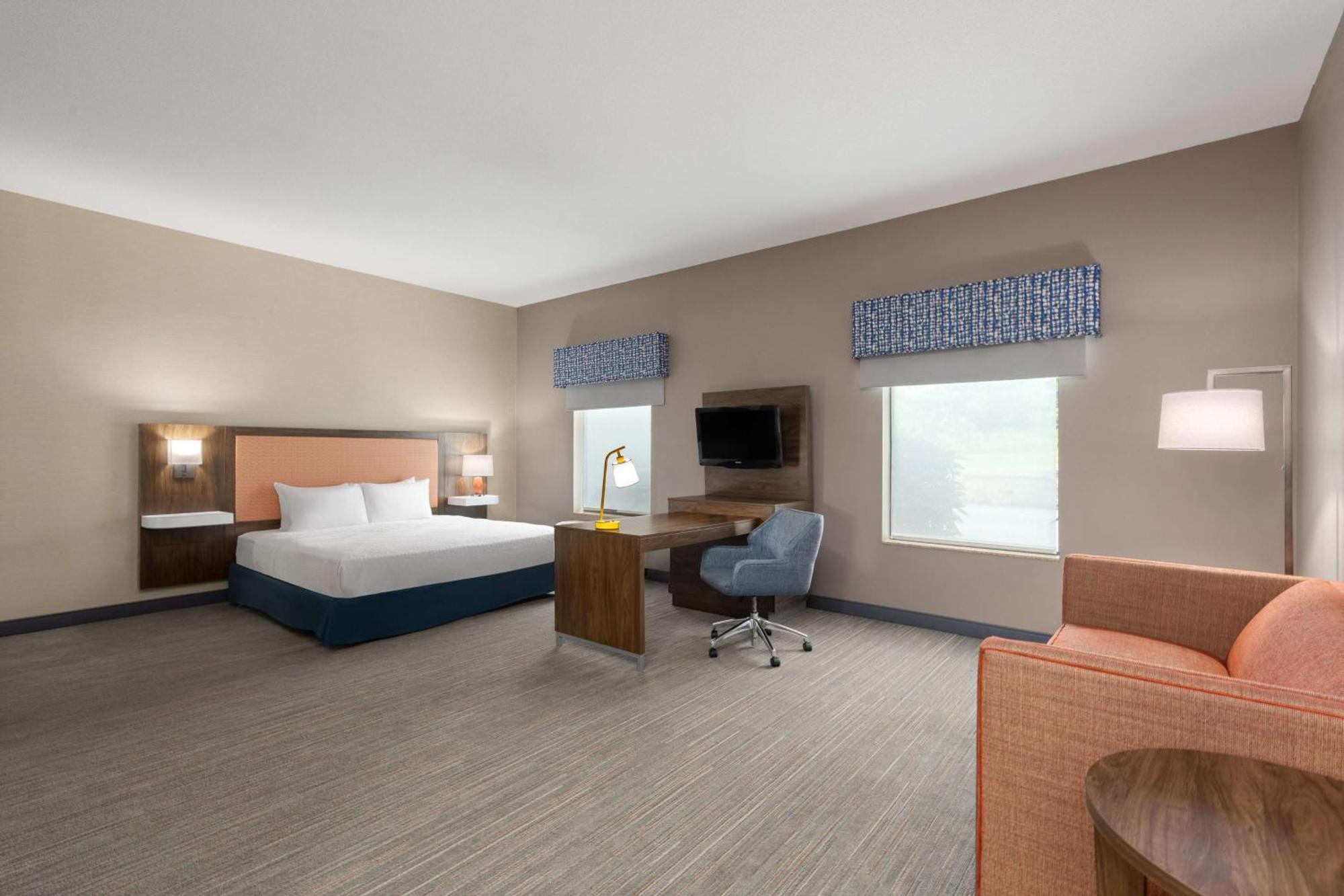Hampton Inn & Suites Harrisburg Extérieur photo