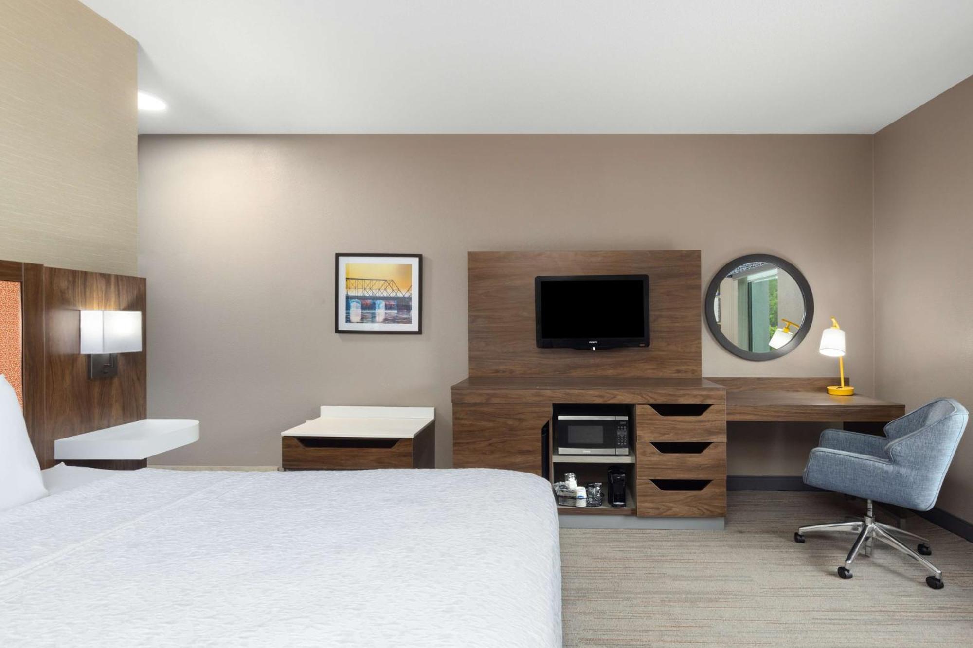 Hampton Inn & Suites Harrisburg Extérieur photo