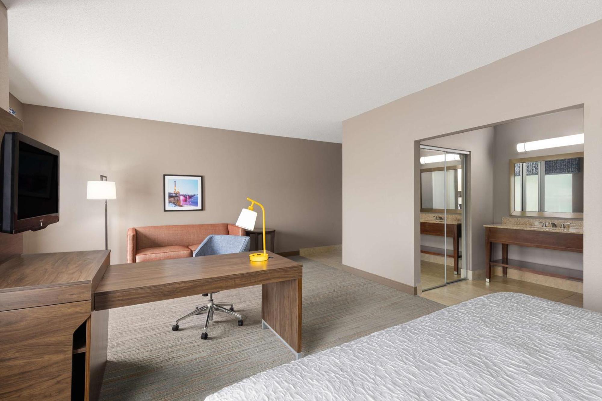 Hampton Inn & Suites Harrisburg Extérieur photo