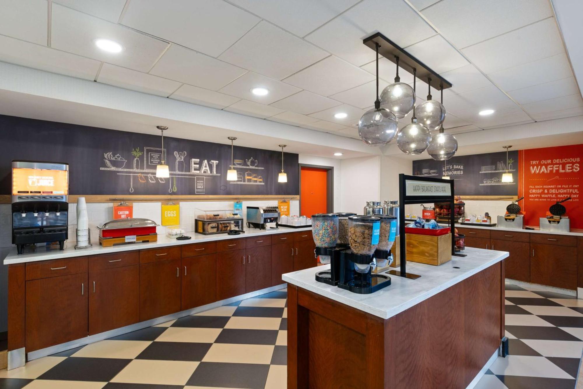 Hampton Inn & Suites Harrisburg Extérieur photo