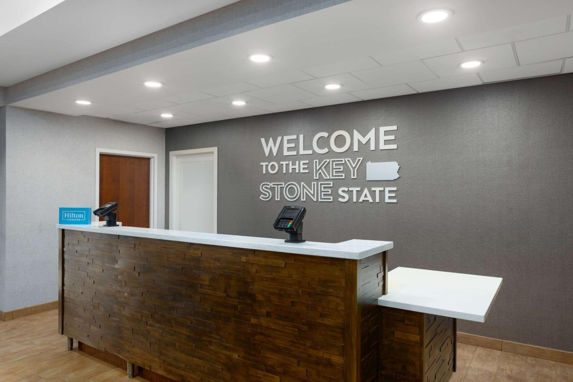 Hampton Inn & Suites Harrisburg Extérieur photo