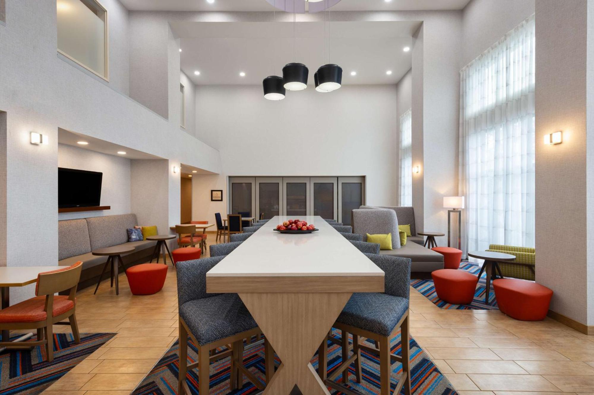 Hampton Inn & Suites Harrisburg Extérieur photo