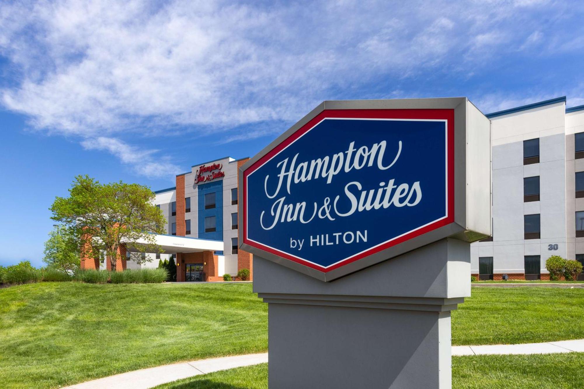 Hampton Inn & Suites Harrisburg Extérieur photo